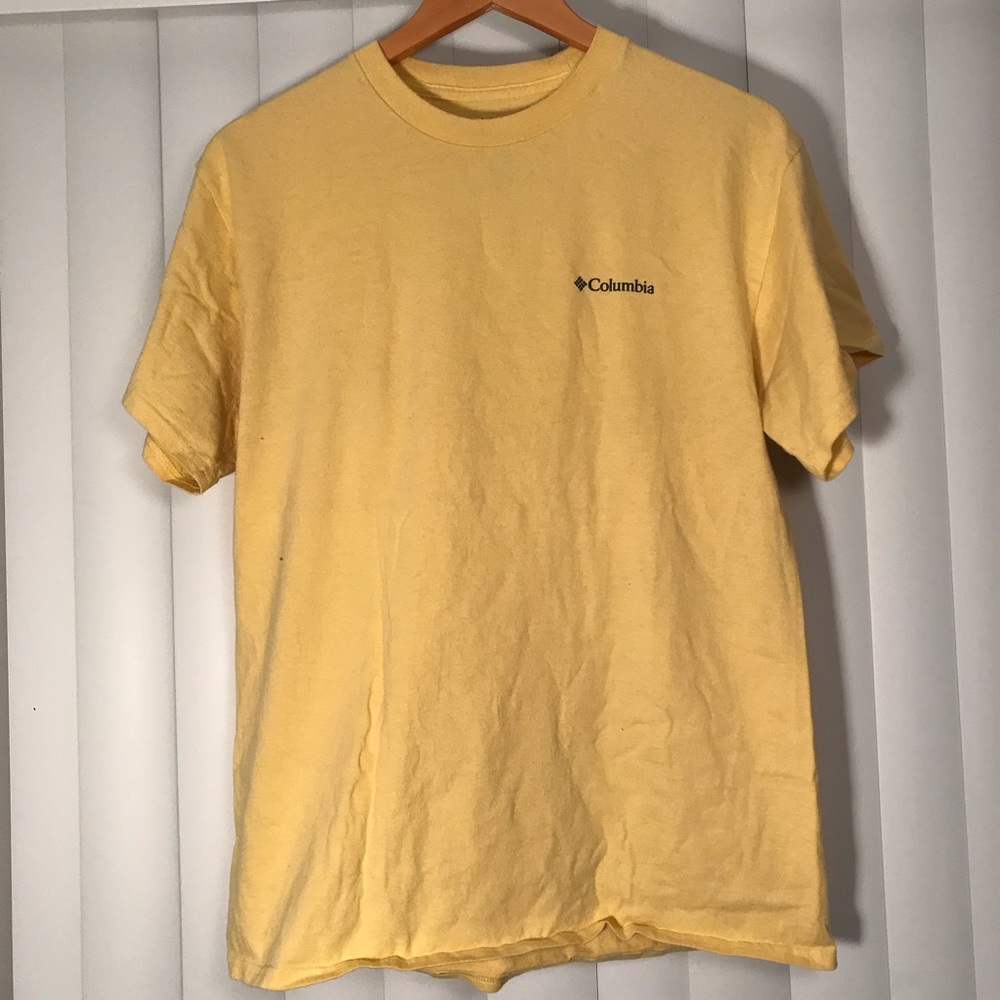 Columbia men’s yellow  t shirt